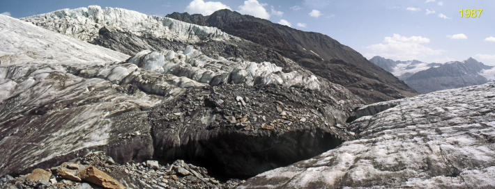Die sich über die Schwarzwandzunge schiebende Zungenfront des Sexenjochstroms, auch "Vernagtzehe" genannt 1987    ( Fotos und Komposit M. Weber)