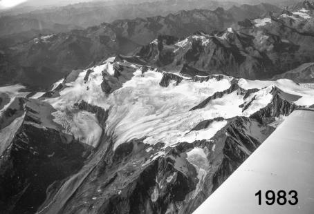 Luftaufnahme des Vernagtferners von SO 1983    (Foto H. Escher-Vetter) 