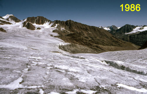 Blick von einem Punkt nahe der Station Gletschermitte nach Osten          (Foto M. Weber)